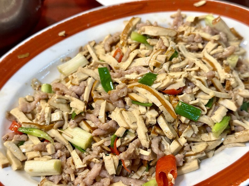 台北市中山區台北美食｜盧記上海菜館，初次見面的老店，經濟實惠又美味極了！！（老店老滋味/中山區美食/捷運行天宮站美