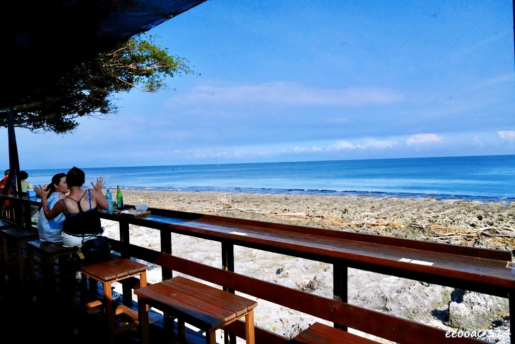 小琉球海找冰｜必訪海景冰店，吃冰看海超療癒，厚石群礁海景第一