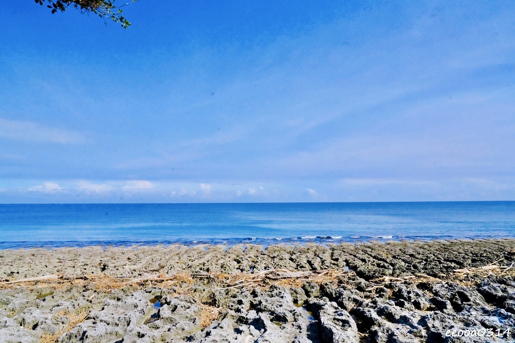 小琉球海找冰｜必訪海景冰店，吃冰看海超療癒，厚石群礁海景第一