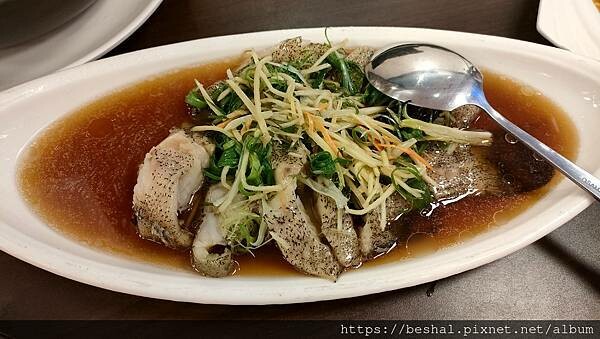 宜蘭烏石港活撈海鮮必推~~蟹老闆活海鮮|頭城海鮮|活魚|Go