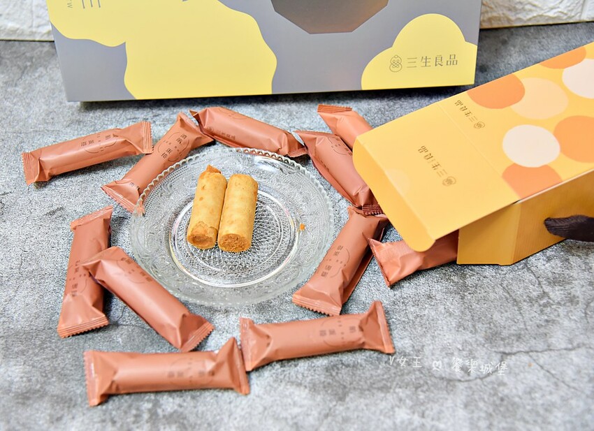 台中市潭子區三生良品 豪華禮盒 ll 春節過年禮盒推薦,濃餡蛋捲 + 爆米花生酥,讓人氣良品為這個特別的年節留下了難以忘