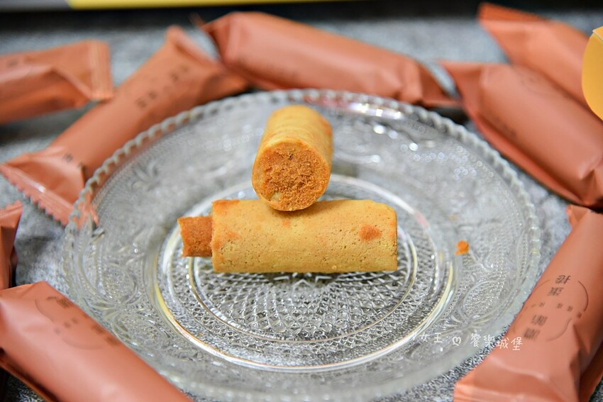 台中市潭子區三生良品 豪華禮盒 ll 春節過年禮盒推薦,濃餡蛋捲 + 爆米花生酥,讓人氣良品為這個特別的年節留下了難以忘