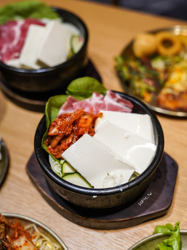 西門韓式料理吃到飽推薦「江陵阿嬤韓鍋料理吃到飽-西門店」498超狂嫩豆腐鍋無限吃 - 軟西，遊記