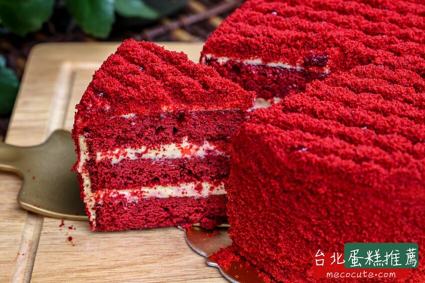 台北市南港區隱身民宅預約制甜點店，台北最好吃招牌紅絲絨蛋糕推薦這間！