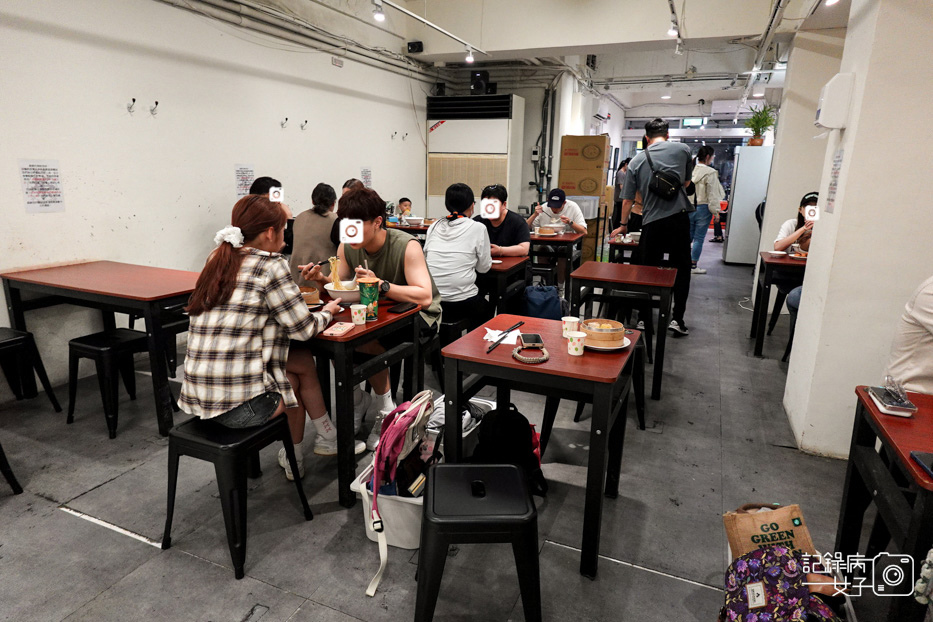 6林森北路宵夜雞湯榮麵食館雞白湯剝皮辣椒雞湯燒賣.jpg 6林森北路宵夜雞湯榮麵食館雞白湯剝皮辣椒雞湯燒賣.jpg