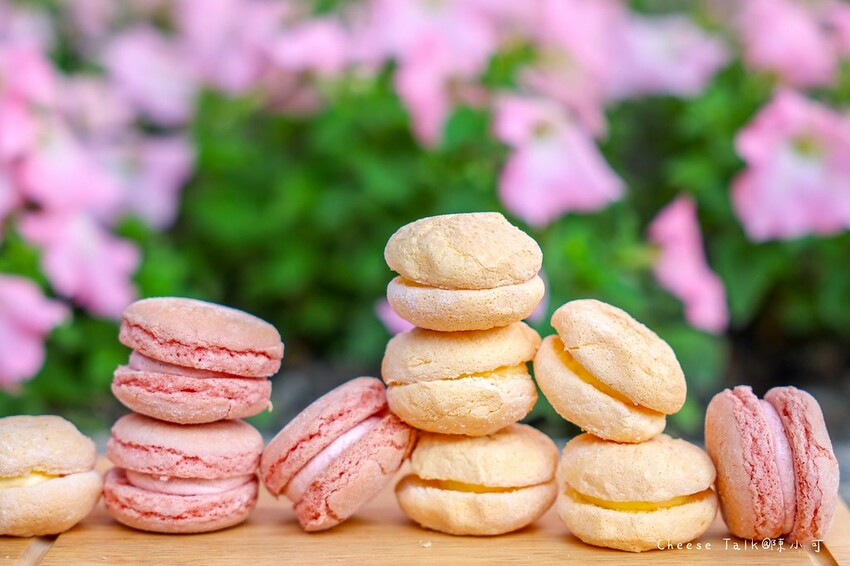 全台首賣爆紅的甜點來台北快閃囉!現做雪藏草莓芝士燒推薦,還有粉嫩可愛的北海道生乳達茲必買!