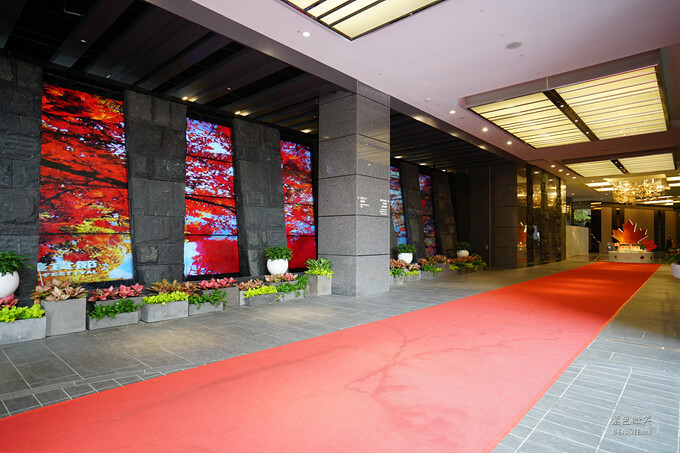 新北住宿推薦，板橋凱撒飯店洽公觀光都方便，生活機能超完善。