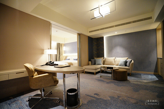 新北住宿推薦，板橋凱撒飯店洽公觀光都方便，生活機能超完善。