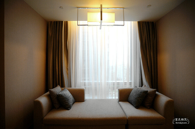 新北住宿推薦，板橋凱撒飯店洽公觀光都方便，生活機能超完善。