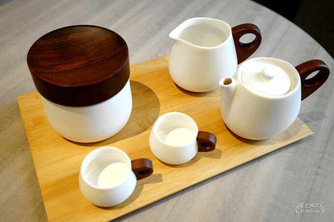 新北住宿推薦，板橋凱撒飯店洽公觀光都方便，生活機能超完善。