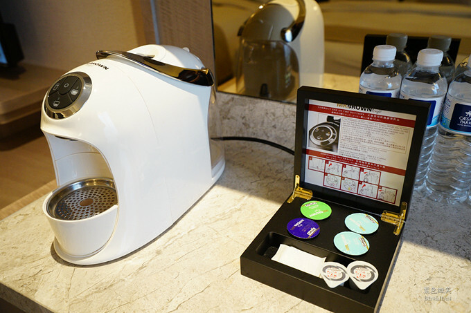 新北住宿推薦，板橋凱撒飯店洽公觀光都方便，生活機能超完善。