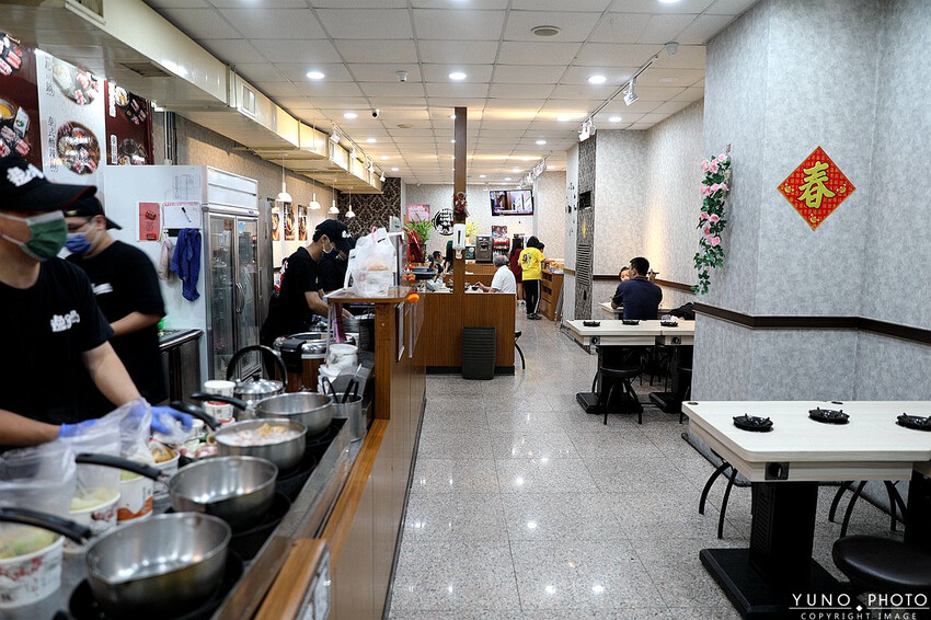 新北市蘆洲區C/P值爆表 免2百元爽吃鍋！麵食拌飯霜淇淋飲料嗑到爽 還有集點送鍋、肉品買一送一｜逸小鍋鍋の物-蘆洲店