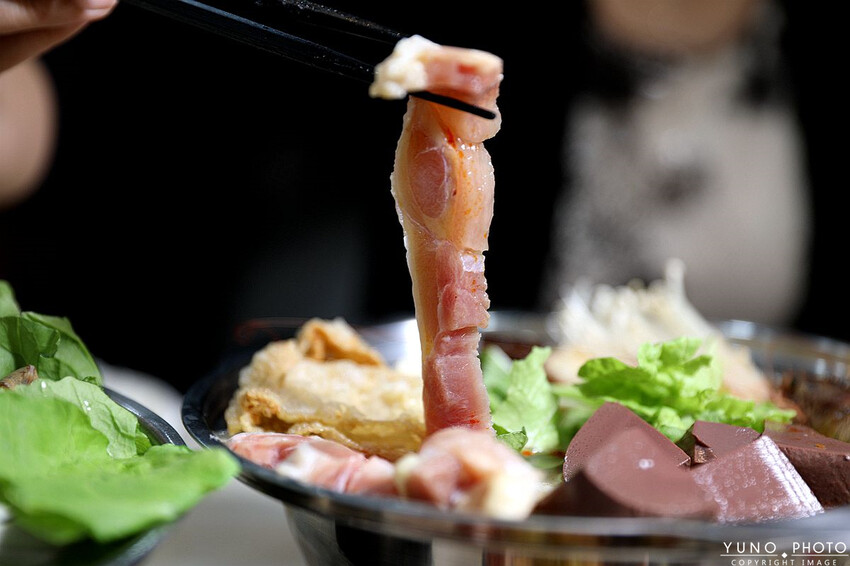 新北市蘆洲區C/P值爆表 免2百元爽吃鍋！麵食拌飯霜淇淋飲料嗑到爽 還有集點送鍋、肉品買一送一｜逸小鍋鍋の物-蘆洲店