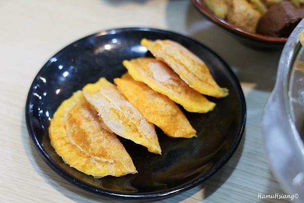 新北市蘆洲區【食￭蘆洲】逸小鍋/蘆洲超高cp值的平價小火鍋/主食飯麵.飲料吧.冰淇淋自助吃到飽/火鍋湯頭20多種/蘆洲小火