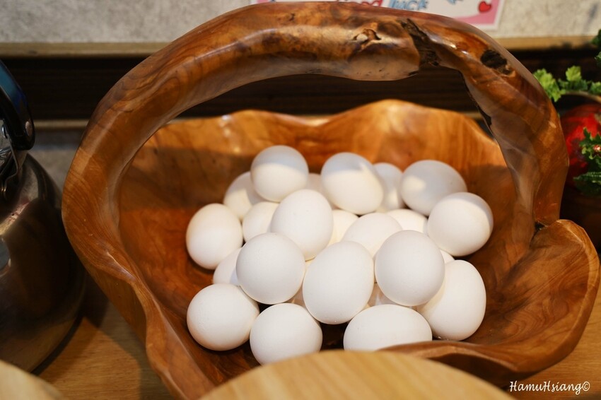 新北市蘆洲區【食￭蘆洲】逸小鍋/蘆洲超高cp值的平價小火鍋/主食飯麵.飲料吧.冰淇淋自助吃到飽/火鍋湯頭20多種/蘆洲小火