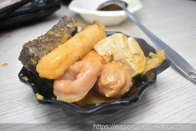 百元鍋物也有免費自助吧吃到飽！？ | 逸小鍋鍋物蘆洲店 湯頭多達20多種可以選擇，還有4款素食湯底 肉品買一送一 -  就是這樣。吃喝玩樂。愛漂亮部落格 - FashionGuide 華人時尚專業評鑑