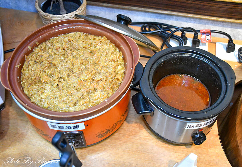 牛豬羊肉片買一送一，竟然還有壽喜燒飯自助吧吃到飽