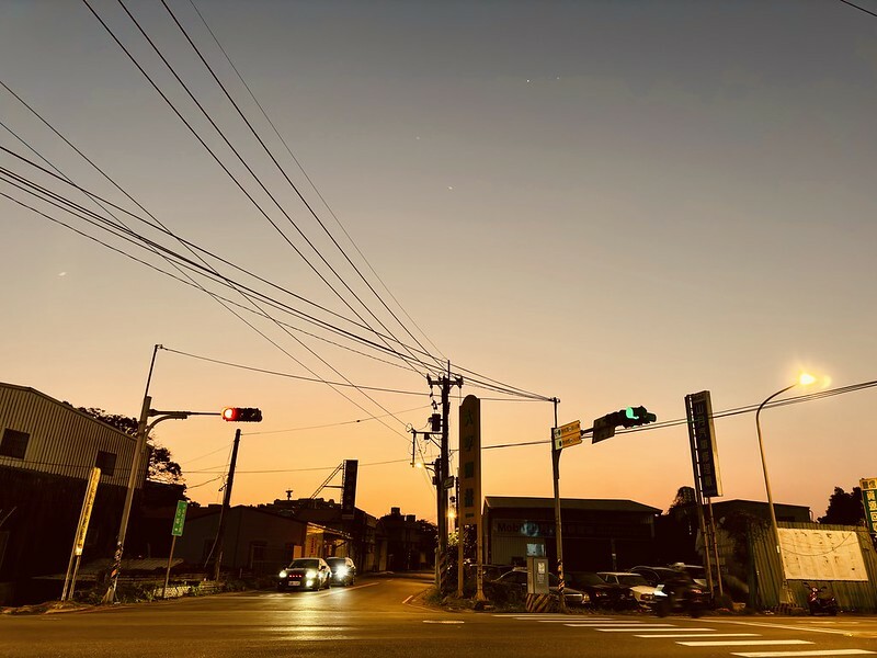 桃園市中壢區桃園美食｜集英會牛肉麵-中央東店，熟悉的味道竟已默默開了第三家店嚕。（中壢美食/中壢新店/中壢火車站美