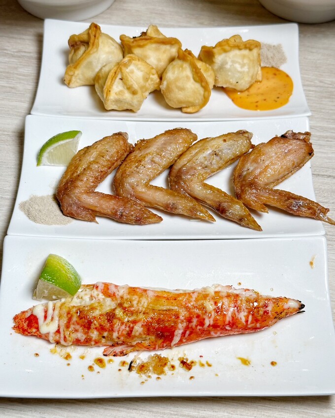 免飛日本!台灣就能吃到熔岩霜淇淋拉麵啦!「腩忍拉麵」一次開兩間分店!除了牛奶霜淇淋之外,還有乳酪起司泥、抹茶熔岩可以搭配出專屬於你的熔岩拉麵! - 阿華田的美食日記