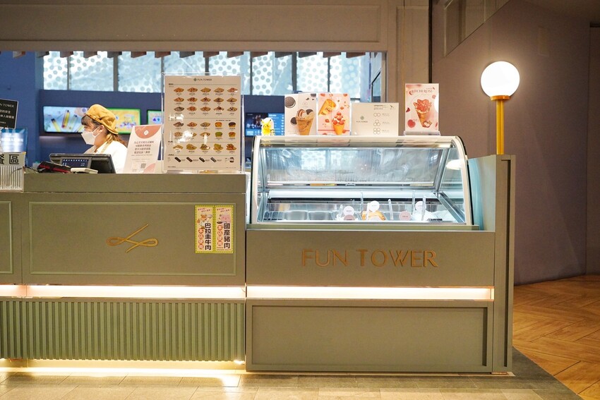 日本超人氣日式可麗餅專賣店「Fun Tower」插旗新竹巨城啦！超吸睛「草莓晴空塔」必拍必吃！人氣招牌「卡士達焦糖烤布蕾」更是不能錯過！ - 阿華田的美食日記
