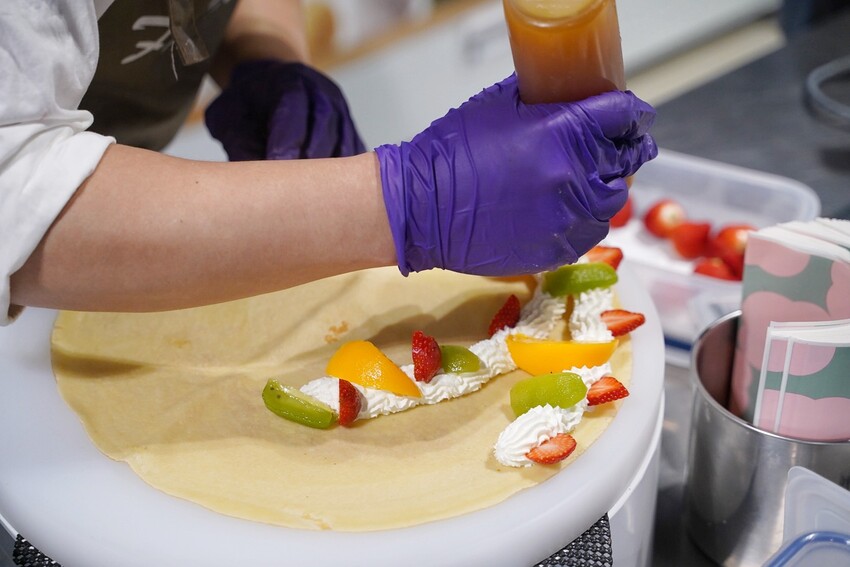 日本超人氣日式可麗餅專賣店「Fun Tower」插旗新竹巨城啦！超吸睛「草莓晴空塔」必拍必吃！人氣招牌「卡士達焦糖烤布蕾」更是不能錯過！ - 阿華田的美食日記