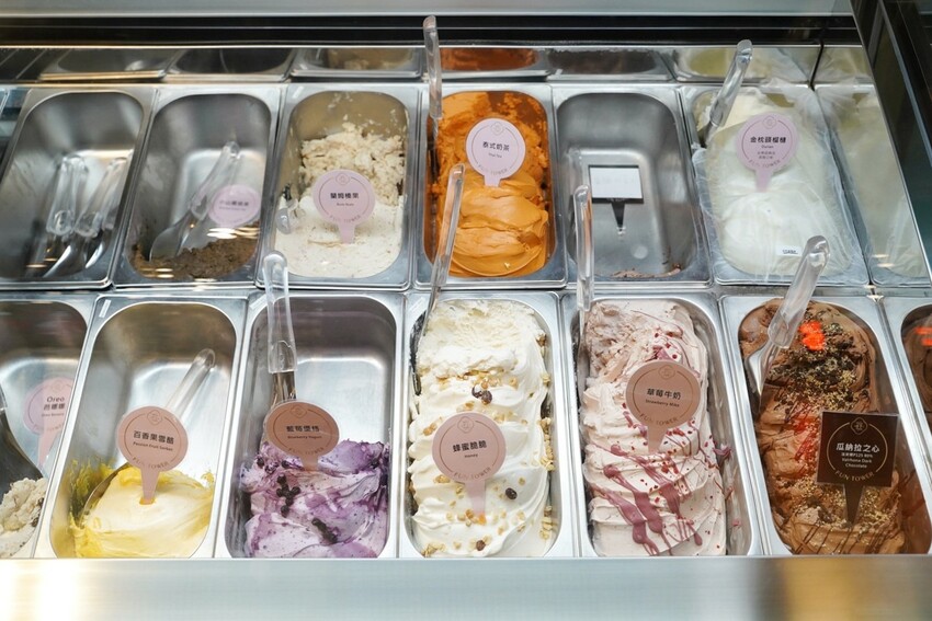 日本超人氣日式可麗餅專賣店「Fun Tower」插旗新竹巨城啦！超吸睛「草莓晴空塔」必拍必吃！人氣招牌「卡士達焦糖烤布蕾」更是不能錯過！ - 阿華田的美食日記