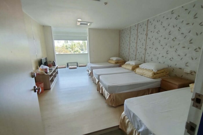 台中市中區台中飯店【漫旅光城】美哉！第二市場步行即抵.高樓景色山景遼闊.典雅設計感旅宿│停車場│一中商圈│第一廣場│