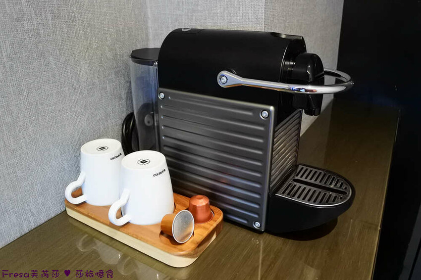 台中市中區台中飯店【漫旅光城】美哉！第二市場步行即抵.高樓景色山景遼闊.典雅設計感旅宿│停車場│一中商圈│第一廣場│