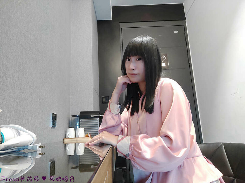 台中市中區台中飯店【漫旅光城】美哉！第二市場步行即抵.高樓景色山景遼闊.典雅設計感旅宿│停車場│一中商圈│第一廣場│