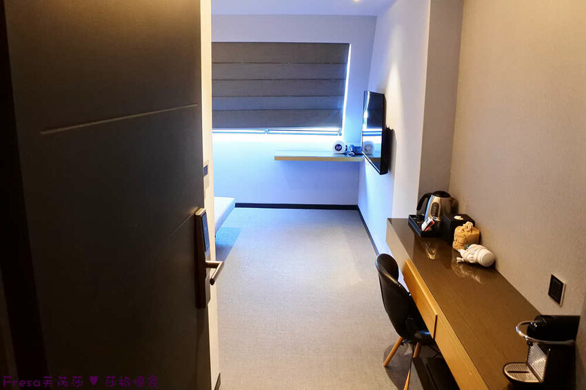 台中市中區台中飯店【漫旅光城】美哉！第二市場步行即抵.高樓景色山景遼闊.典雅設計感旅宿│停車場│一中商圈│第一廣場│