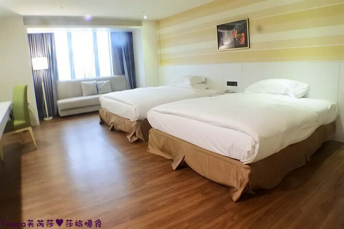 台中市中區台中飯店【漫旅光城】美哉！第二市場步行即抵.高樓景色山景遼闊.典雅設計感旅宿│停車場│一中商圈│第一廣場│