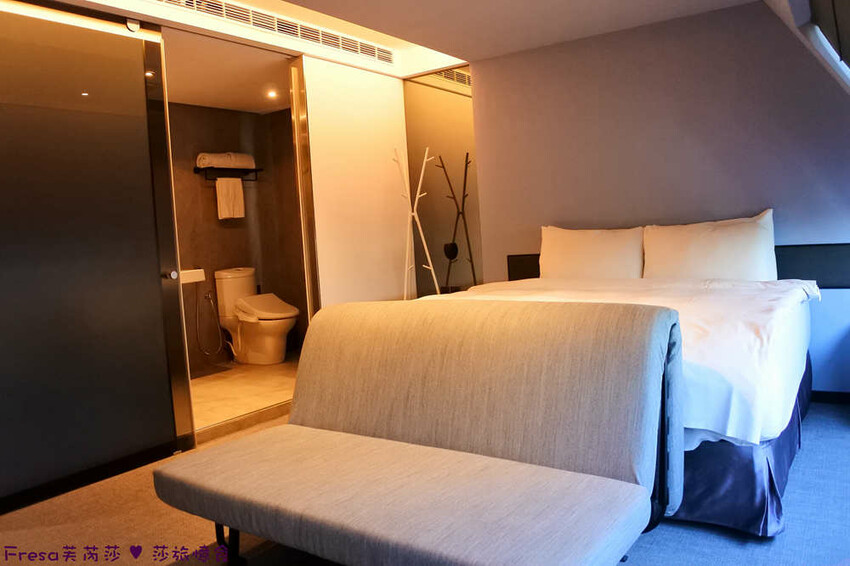 台中市中區台中飯店【漫旅光城】美哉！第二市場步行即抵.高樓景色山景遼闊.典雅設計感旅宿│停車場│一中商圈│第一廣場│