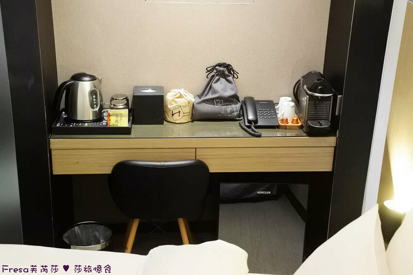 台中市中區台中飯店【漫旅光城】美哉！第二市場步行即抵.高樓景色山景遼闊.典雅設計感旅宿│停車場│一中商圈│第一廣場│