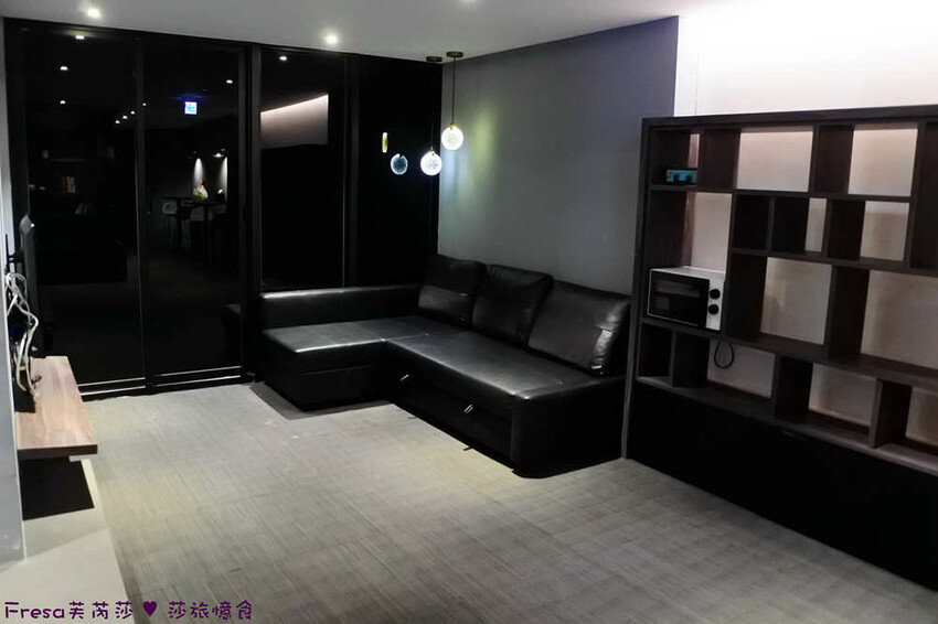 台中市中區台中飯店【漫旅光城】美哉！第二市場步行即抵.高樓景色山景遼闊.典雅設計感旅宿│停車場│一中商圈│第一廣場│