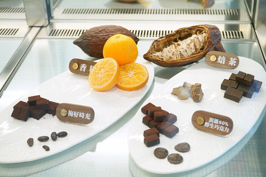 台中市南屯區台中質感鐵盒伴手禮,多達16種口味,每日提供多種口味試吃!