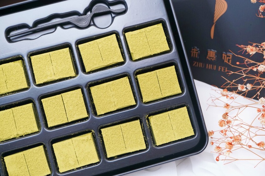 台中市南屯區台中質感鐵盒伴手禮,多達16種口味,每日提供多種口味試吃!