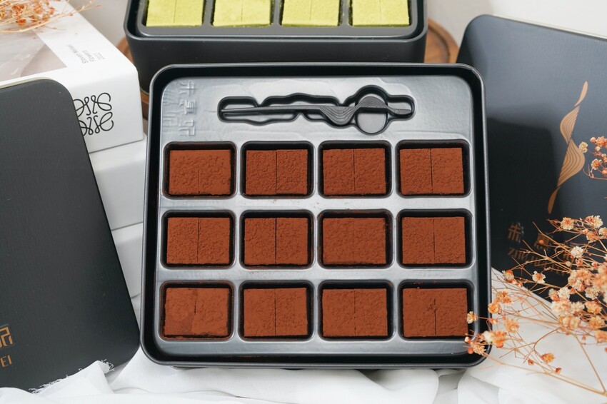 台中市南屯區台中質感鐵盒伴手禮,多達16種口味,每日提供多種口味試吃!