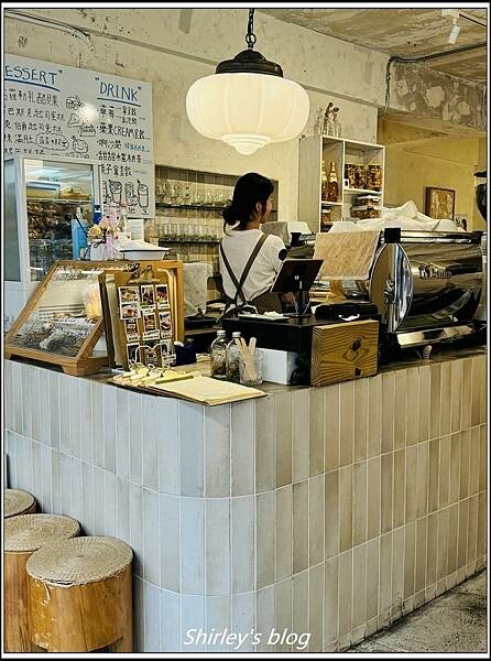 捷運國父紀念館站 ‧ Waku ⁺ burger pasta 捷運國父紀念館站 ‧ Waku ⁺ burger pasta