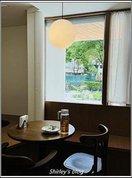 捷運國父紀念館站 ‧ Waku ⁺ burger pasta 捷運國父紀念館站 ‧ Waku ⁺ burger pasta