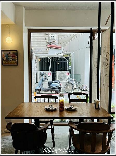 捷運國父紀念館站 ‧ Waku ⁺ burger pasta 捷運國父紀念館站 ‧ Waku ⁺ burger pasta