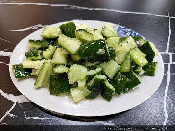 隱藏在新竹竹北巷弄的美食~~厚切牛肉麵(滴水川食)主題特色餐