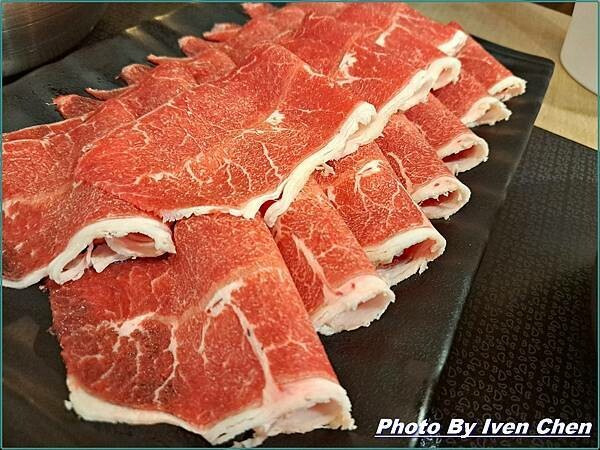 《UMI烏米火鍋竹北美食》假日竹北訪友餐廳/CP值高的海鮮鍋