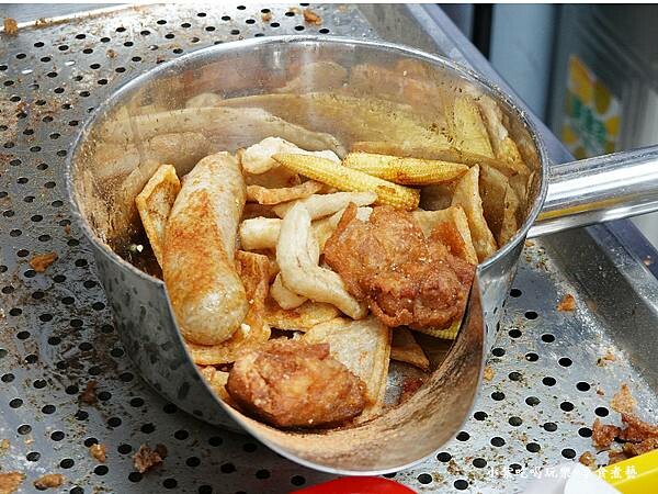 宵夜炸物-騰之雞排桃園旗艦店 (1).jpg