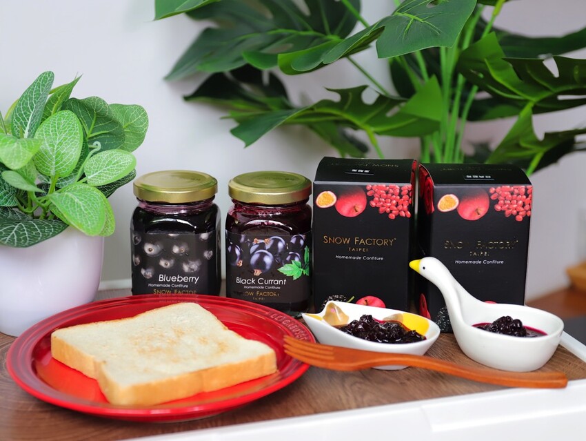 新北市新莊區SNOW FACTORY雪坊精品優格:100%鮮奶製作的國際級精品優格/優格冰淇淋.顛覆你對優格的想像