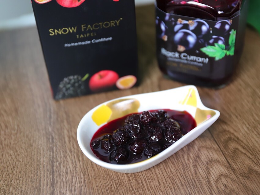 新北市新莊區SNOW FACTORY雪坊精品優格:100%鮮奶製作的國際級精品優格/優格冰淇淋.顛覆你對優格的想像