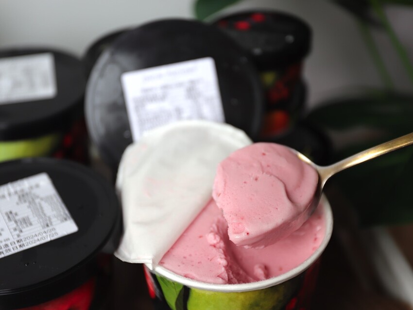 新北市新莊區SNOW FACTORY雪坊精品優格:100%鮮奶製作的國際級精品優格/優格冰淇淋.顛覆你對優格的想像