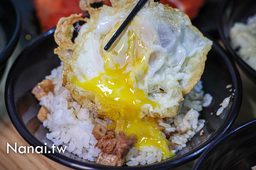 光明街新店！必點銷魂腿庫飯，還有被爌肉耽誤的紅鞠雞排