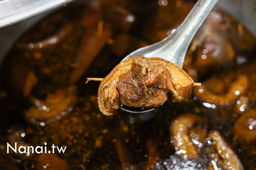 光明街新店！必點銷魂腿庫飯，還有被爌肉耽誤的紅鞠雞排