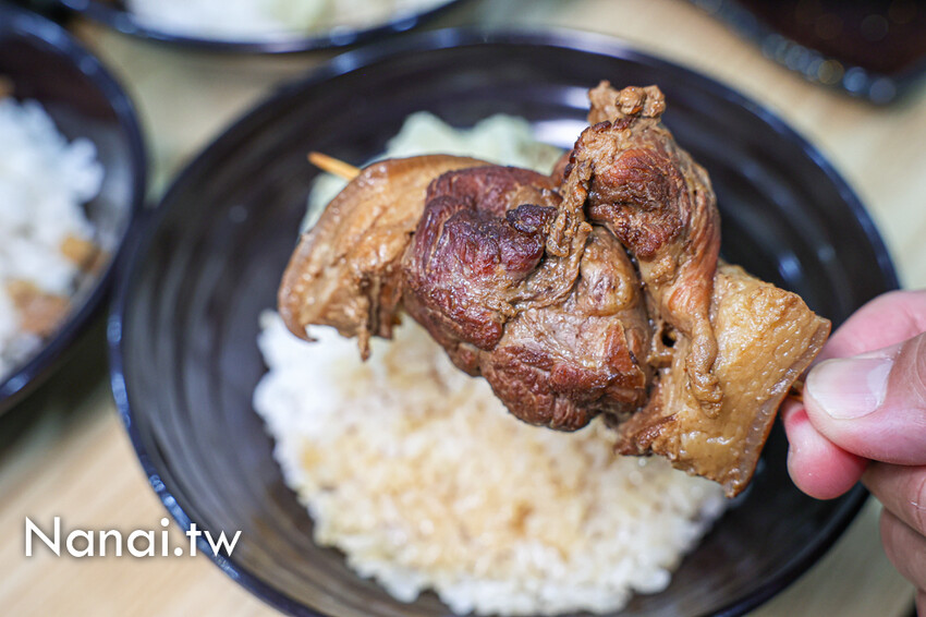 光明街新店！必點銷魂腿庫飯，還有被爌肉耽誤的紅鞠雞排