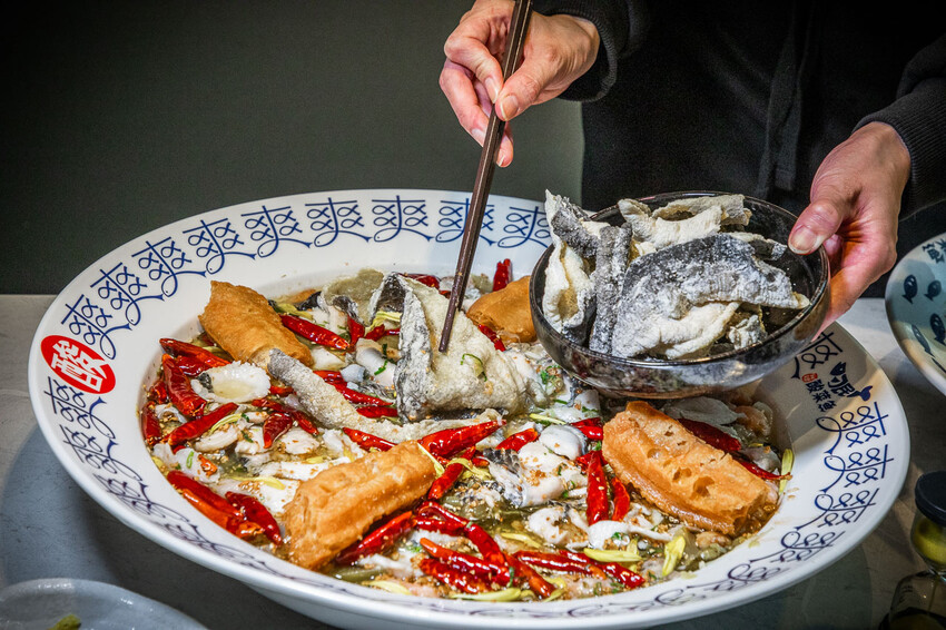 台北市萬華區刁民酸菜魚西門中華店|鄉民們都暴動啦!最強酸菜魚最新分店開幕